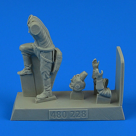 エアロボーナス 480228 1/48 ロシア WWII Il-2 アタックパイロット （REV/ITA/ACCU MIN用）