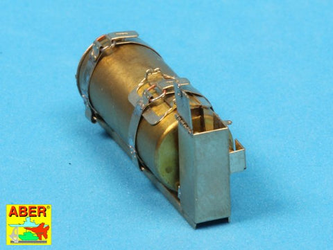 アベール 16027 1/16 ドイツ戦車・突撃砲びその他の車両用 消火器 ブラケット付