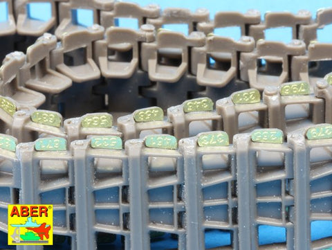 アベール 16053 1/16 ドイツ 38(t)軽戦車用キャタピラ製造刻印