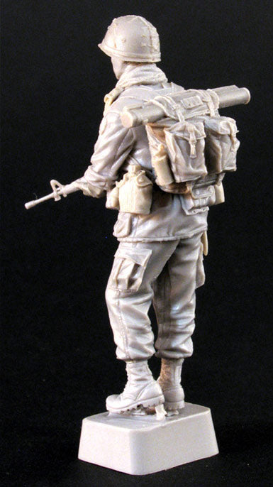 ブラボー6 35002 1/35 アメリカ 二等兵(1)ベトナム'68