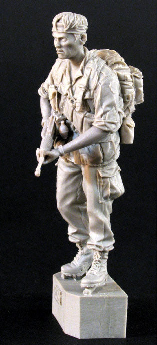 ブラボー6 35003 1/35 アメリカ 軍曹ベトナム'68