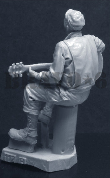 ブラボー6 35116 1/35 WWIIアメリカ ギターを演奏する兵士