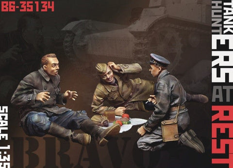 ブラボー6 35134 1/35 ソビエト軍 休息中の戦車兵