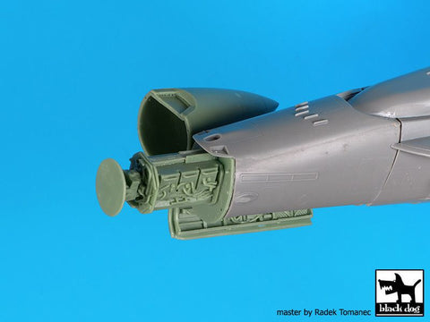 ブラックドッグ A48109 1/48 F-18 C レーダー＋機関砲 （キネティック用）