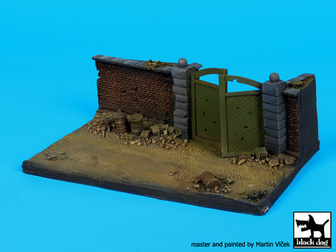 ブラックドッグ D72024 1/72 門のある壁 ベース