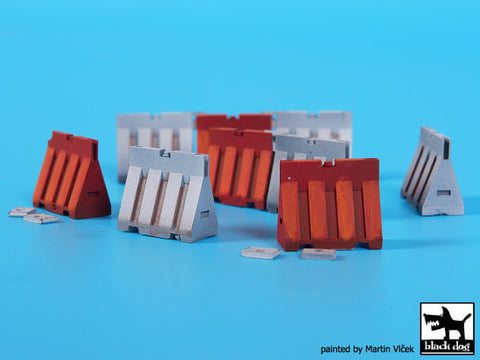 ブラックドッグ D72040 1/72 プラスチックロードブロック