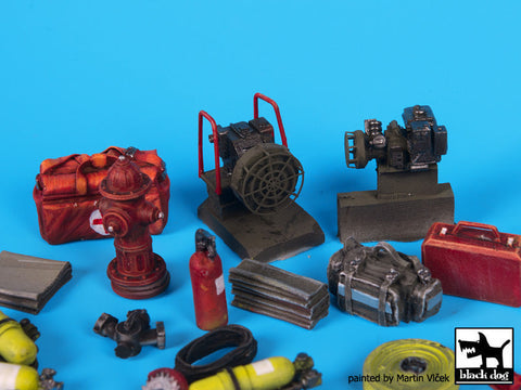 ブラックドッグ T35144 1/35 汎用消防士装備品 アクセサリーセット