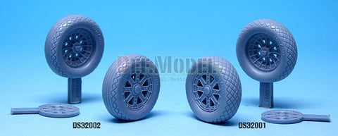 DEFモデル DS32002 1/32 F4U コルセア 自重変形メインタイヤ 2 (タミヤ用)