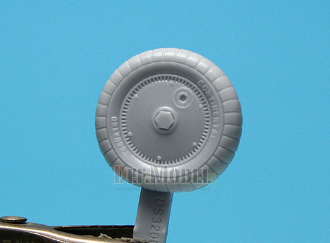 DEFモデル DS32003 1/32 メッサーシュミット Bf109G-6 自重変形タイヤ 1(レベル/ 他キット用)