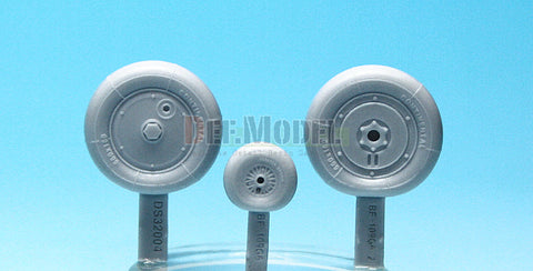 DEFモデル DS32004 1/32 メッサーシュミット Bf109G-6 自重変形タイヤ 2(レベル/他キット用)