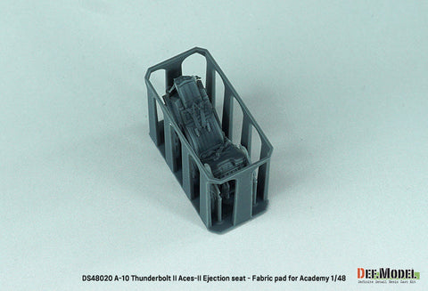 DEFモデル DS48020 1/48 A-10 サンダーボルトII 自重変形タイヤセット 機関砲砲口付 (布パッド) (アカデミー用)