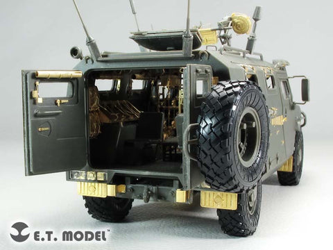 E.T.モデル E35-195 1/35 ロシア GAZ-233014 ティーグル インテリア(モンモデル VS-003用）