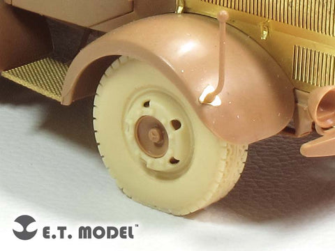 E.T.モデル ER35-039 1/35 WWII ドイツ ヘビーハーフトラック L-4500R マウルティア 自重変形ロードホイール(ズベズダ 3603用）