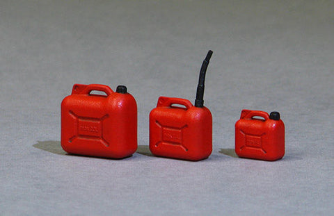 エウレカXXL E-042 1/35 プラスチック製 ジェリ缶 5 l, 10 l & 20 l