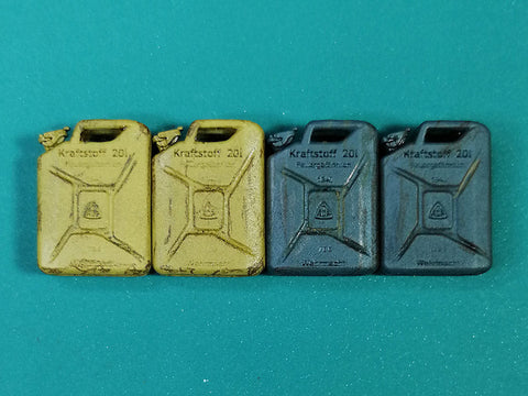 エウレカXXL E-047 1/35 WWII ドイツ 燃料用ジェリ缶