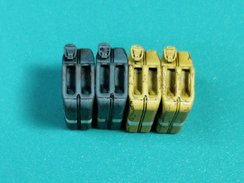 エウレカXXL E-048 1/35 WWII ドイツ 水用ジェリ缶