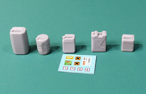 エウレカXXL E-066 1/35 化学薬品用のプラスチック容器 #1