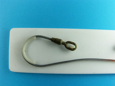 エウレカXXL ER-3524 1/35 M270 MLRS ロケットランチャー 牽引ワイヤー