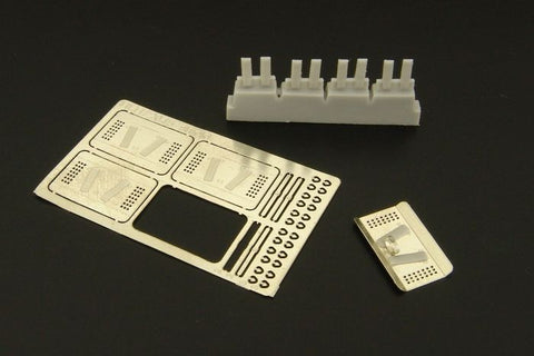 ハウラー HLH72045 1/72 ウクライナ警察官用盾 (4個、エッチングパーツ)