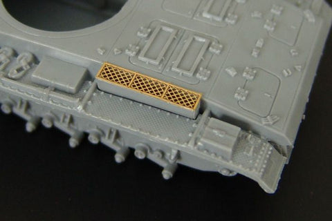 ハウラー HLH72074 1/72 III号戦車系用グリル   エッチングパーツ(アタック用)