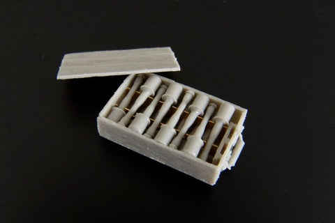 ハウラー HLU35070 1/35 ドイツ M24型柄付手榴弾(30本・収納箱2個)