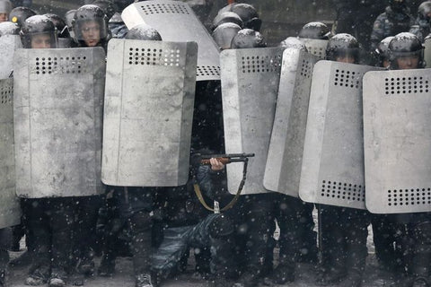 ハウラー HLU35088 1/35 ウクライナ警察シールド エッチングパーツ(2個入)