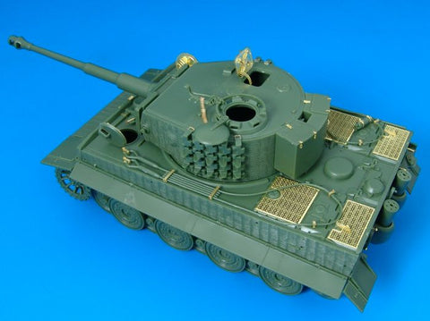 ハウラー HLX48030 1/48 タイガーI 後期型 エッチングパーツ(スカイボウ 用)