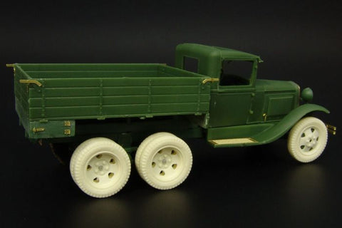 ハウラー HLX48268 1/48 Gaz-AAA ホイール(UM用・レジン製)