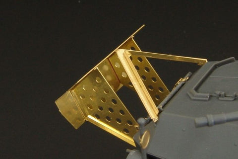 ハウラー HLX48338 1/48 Sd.Kfz.232 8輪重装甲車フロントバンパー・スポイラー エッチングパーツ(タミヤ用)