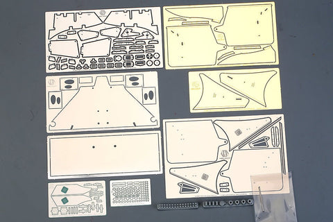 ホビーデザイン HD02-0457 1/12 マクラーレン MP4/4 ディティールアップセット(モンモデル RS-004用) （エッチングパーツ+レジン+メタルパーツ）