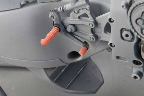 ホビーデザイン HD03-0637 1/12 スズキ GSX-RR’20 ペダル (タミヤ14139用)