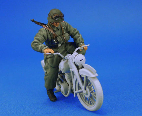 レジェンド LF0109 1/35 バイク搭乗野戦憲兵#1