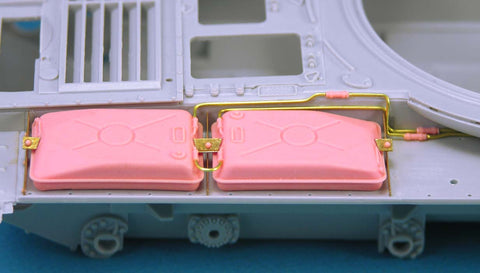 レジェンド LF1253 1/35 T-62 フェンダー燃料タンクセット