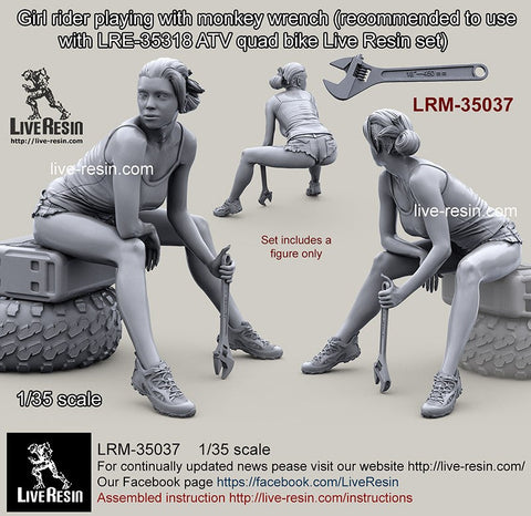 ライブレジン LRM-35037 1/35 女性ライダー モンキーレンチで遊び中