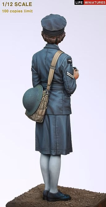 ライフミニチュア LM-12003 1/12 WAAF(イギリス婦人補助空軍)アシスタントセクションリーダー 1940-1941年