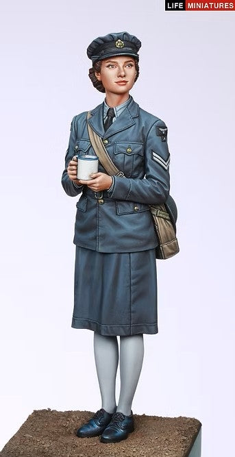 ライフミニチュア LM-16007 1/16 WAAF(イギリス婦人補助空軍)アシスタントセクションリーダー 1940-1941年