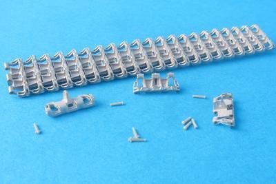 マスタークラブ MTL-35013 1/35 IV号戦車 , III号突撃砲 1943 - 45 "V" + perforation用履帯