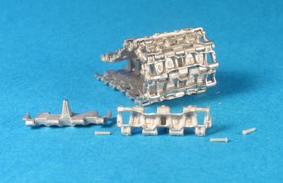 マスタークラブ MTL-35048 1/35 T-55, T-62用履帯