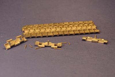 マスタークラブ MTL-35077 1/35 JS-7用履帯