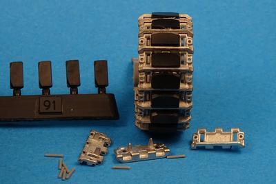 マスタークラブ MTL-35091 1/35 AMX-13 ラバーパッド, ニューパッド用履帯