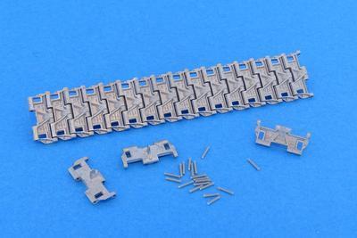 マスタークラブ MTL-35106 1/35 M24チャーフィー軽戦車 T72E1用履帯