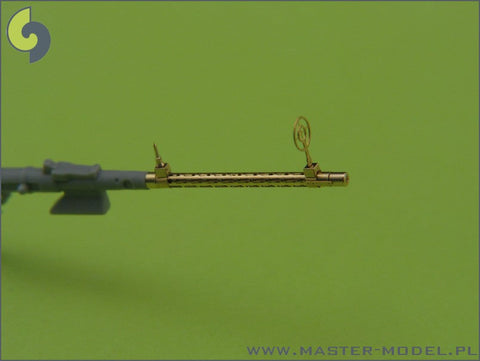 マスター AM-32-013 1/32 ドイツ空軍 航空機関砲 MG15の挽物製銃身とエッチングパーツのガンサイト（2本入り）