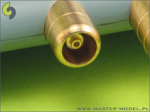 マスター AM-32-020 1/32 スーパーマリンスピットファイア Eウィング後期型用 フェアリング付イスパノ20mmと.50キャリバー機関砲