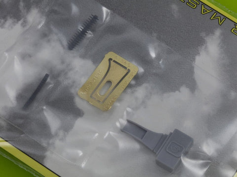 マスター AM-32-105 1/32 フォッカー E.II/E.III (初期型) の機関銃 シュパンダウLMG 08用給弾ベルト付シュートカバー（ウィングナットウィング用）