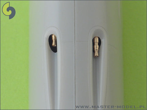 マスター AM-48-010 1/48 メッサーシュミット Bf109 F型および G1-G4型の 武装セット (MG 17機関銃の銃口)とピトー管