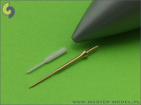 マスター AM-72-036 1/72 F-4 ファントム II（ロングノーズ型）の装備 1/72 F-4E,F,G,EJおよび偵察機のR1/72 F-4B,C,E,EJ用