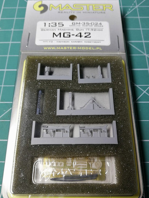 マスター GM-35-024 1/35 ドイツ軍 機関銃 MG-42 (7.92mm)、 真鍮, レジン, エッチングパーツ（コンプリート）(1本入り）