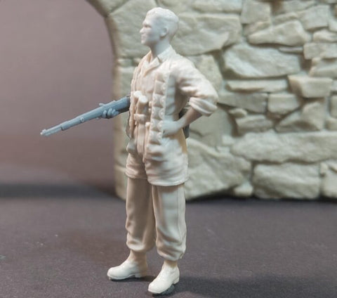 パンツァーアート FI35-245 1/35 ドイツ降下猟兵 休憩中 No2