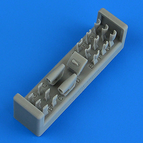 クイックブースト QB49 170 1/48 Sepecat Jaguar GR.1/GR.1a エアスクープと燃料ダンパー (AIRFIX用)