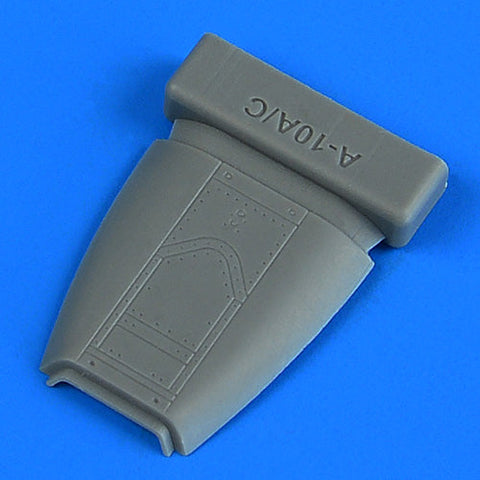 クイックブースト QB72 705 1/72 A-10A/C サンダーボルト II 燃料アクセス パネル閉状態 初期型 (GWH用)